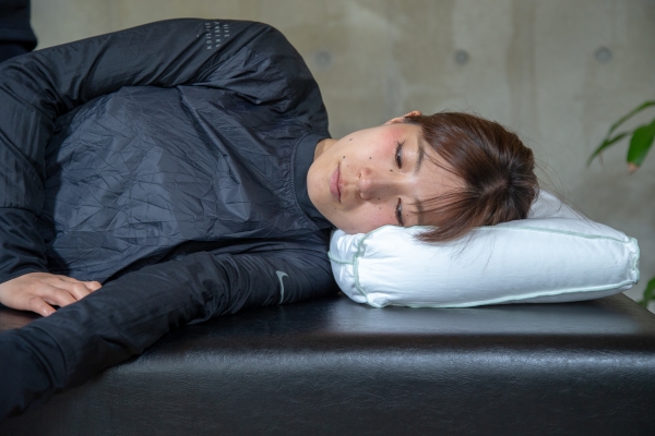 カイロプラクティック ピローは寝返りも打ちやすい。